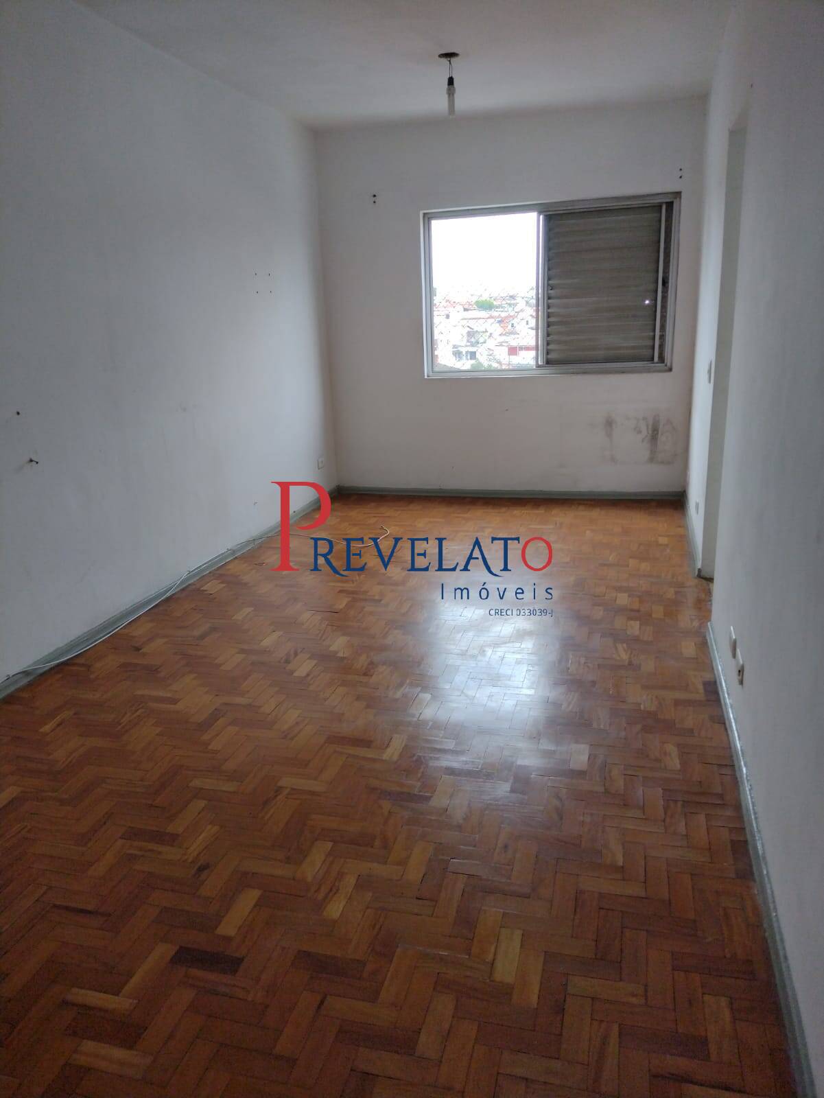 Apartamento à venda com 1 quarto, 32m² - Foto 1