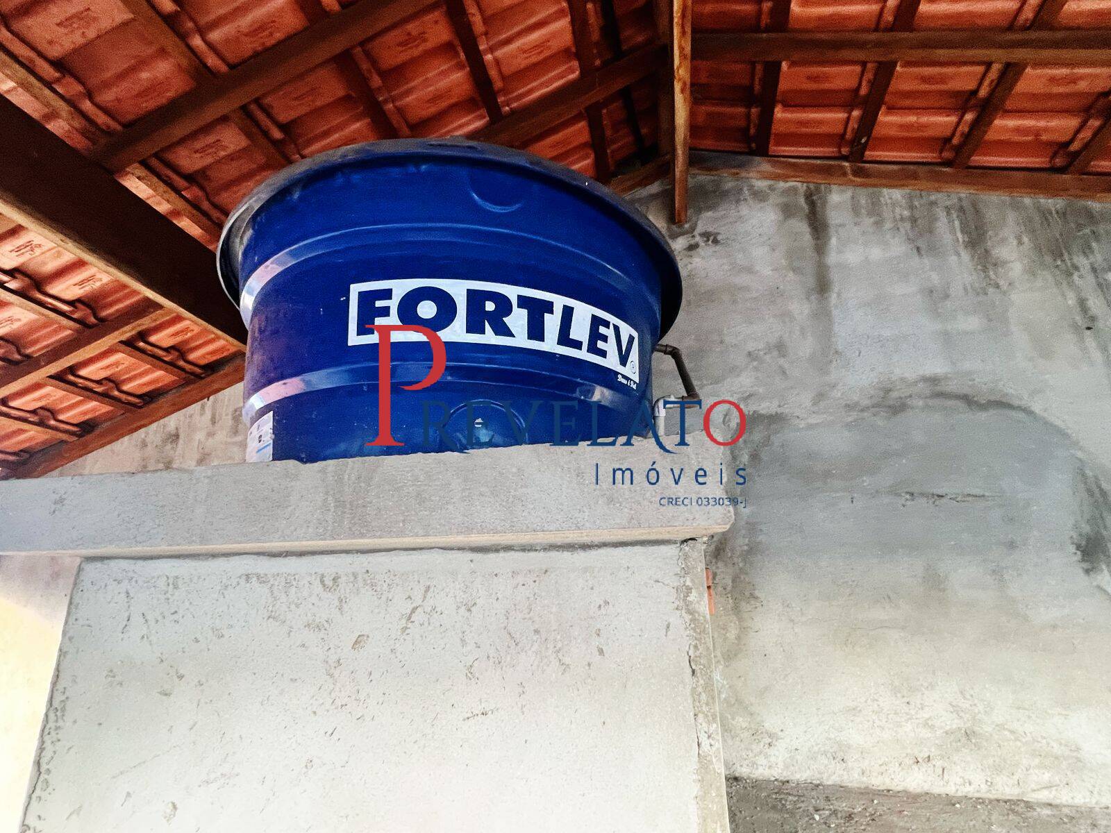 Casa à venda com 2 quartos, 99m² - Foto 2