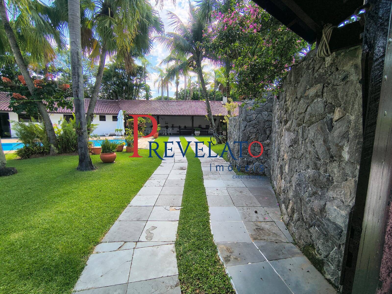 Casa, 6 quartos, 467 m² - Foto 1